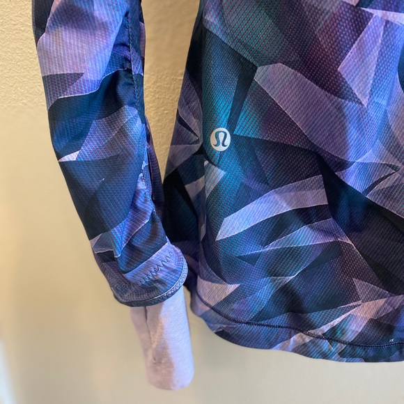 Rare Lululemon Athletica Jacket Sz 10 MSRP $148-Excellent Condition! - Picture 3 of 4